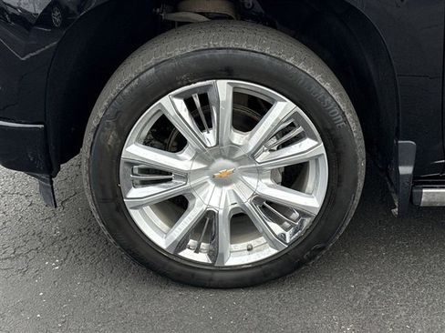 Used 2023 Chevrolet Silverado 1500 High Country w/ High Country Premium Package image 37