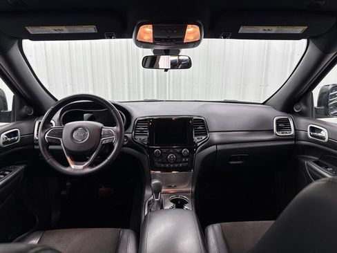 Used 2021 Jeep Grand Cherokee Laredo X RWD image 13