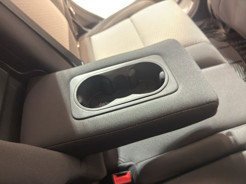 Used 2018 Ford Escape SE AWD/4WD image 26
