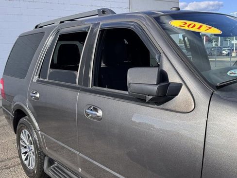 Used 2017 Ford Expedition XLT image 26