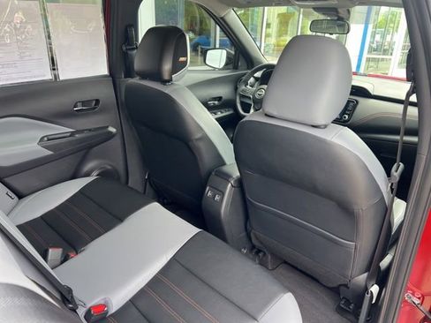 Used 2023 Nissan Kicks SR w/ SR Premium Package FWD image 25