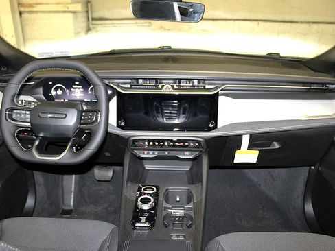 New 2026 Jeep Cherokee Laredo AWD/4WD image 9