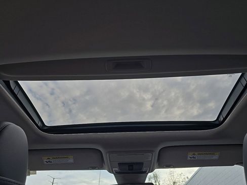 Used 2022 Honda Civic Touring image 28