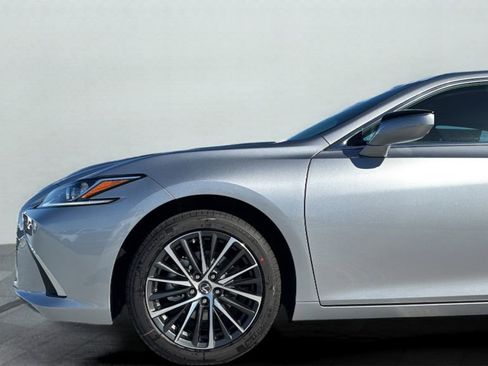 New 2025 Lexus ES 350 350 image 16