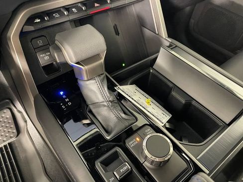 New 2026 Toyota Sequoia Platinum AWD/4WD image 7
