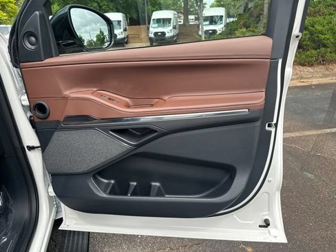 New 2026 Lincoln Navigator Reserve AWD/4WD image 14