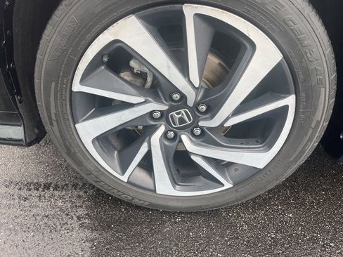 Used 2019 Honda HR-V Sport image 9