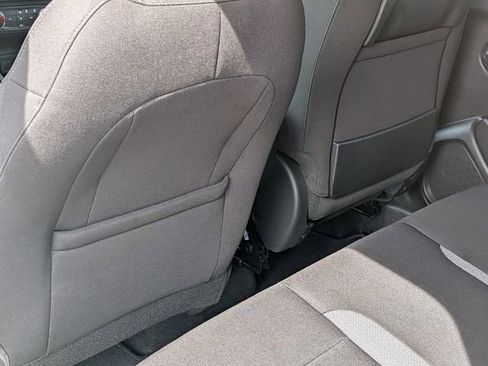Used 2025 Chevrolet TrailBlazer LT FWD image 25