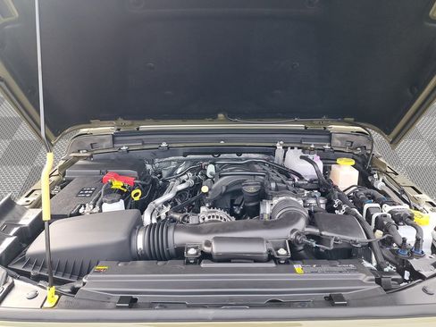 New 2025 Jeep Gladiator Sport w/ Premium Package image 28