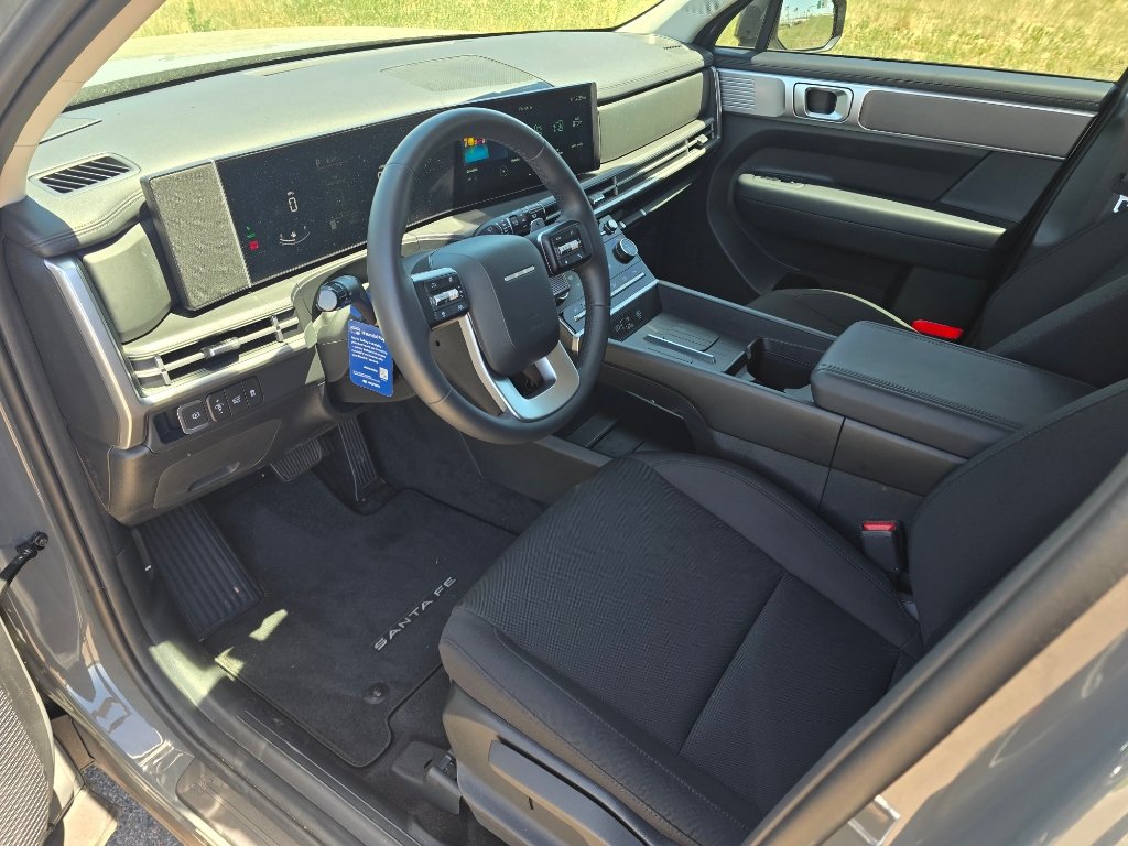 Used 2026 Hyundai Santa Fe SE AWD/4WD image 24