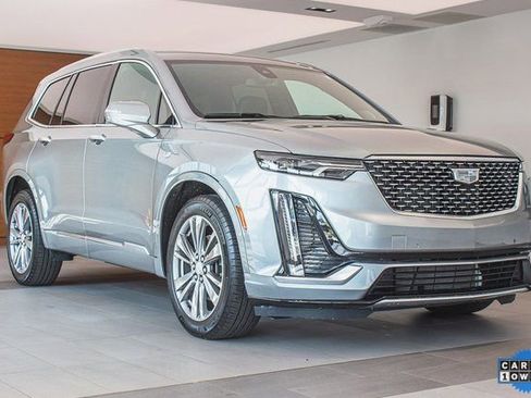 Used 2024 Cadillac XT6 Premium Luxury image 5