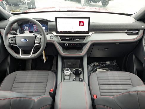 New 2026 Ford Explorer ST-Line w/ ST-Line Street Pack image 18