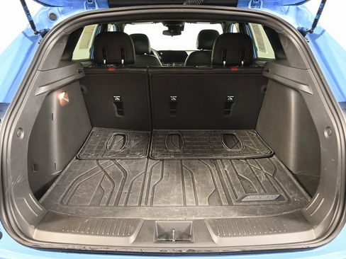 Used 2024 Chevrolet Trax RS w/ Sunroof Package image 16