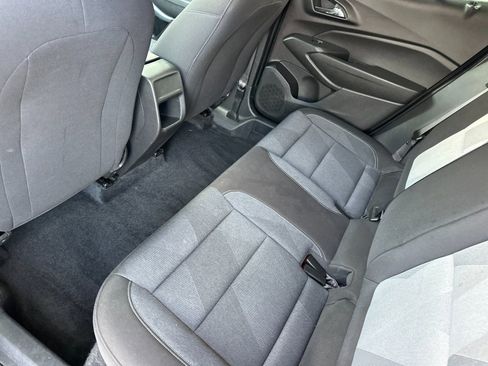 Used 2024 Chevrolet Trax LS FWD image 12