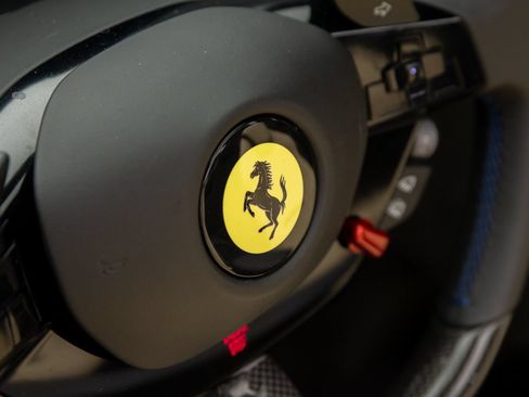 Used 2026 Ferrari Roma Spider RWD image 24