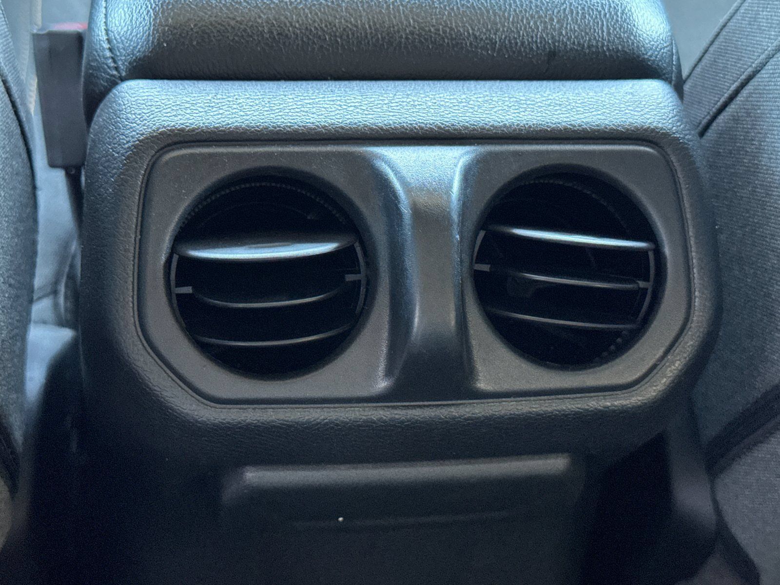 Used 2024 Jeep Wrangler Unlimited Sport AWD/4WD image 34