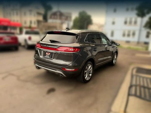 Used 2019 Lincoln MKC Select w/ Select Plus Package AWD/4WD image 5