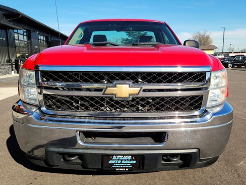 Used 2011 Chevrolet Silverado 2500 W/T image 2
