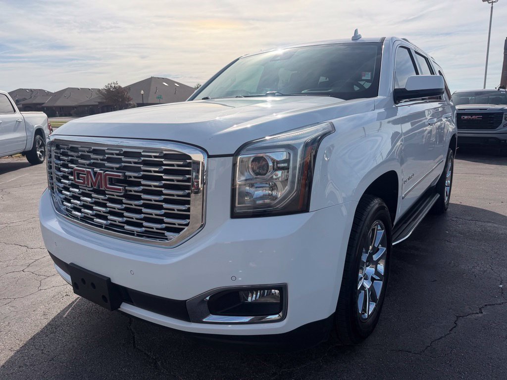 Used 2018 GMC Yukon Denali RWD image 10