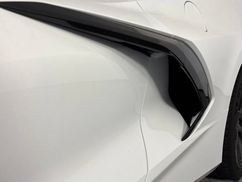 Used 2022 Chevrolet Corvette Stingray Convertible w/ 1LT RWD image 15