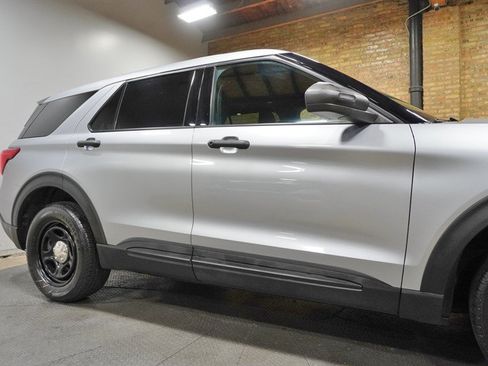 Used 2020 Ford Explorer 4WD Police Interceptor image 9