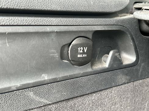Used 2016 Mercedes-Benz GLC 300 4MATIC image 13