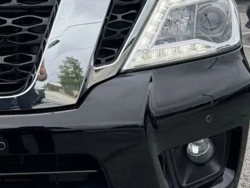 Used 2019 Nissan Armada Platinum w/ Captain's Chairs Package RWD image 9