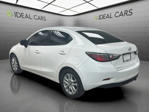 Used 2016 Scion iA FWD image 7
