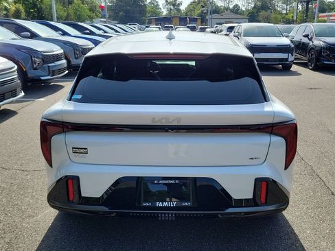 New 2026 Kia K4 GT-Line FWD image 5