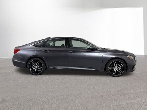 Used 2021 Honda Accord Touring image 37