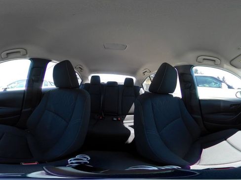 Used 2025 Toyota Corolla LE FWD image 42
