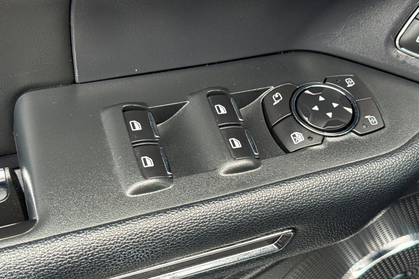Used 2022 Ford Expedition Max Limited AWD/4WD image 11