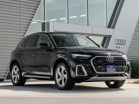 Used 2022 Audi Q5 2.0T Prestige w/ Prestige Package AWD/4WD image 1