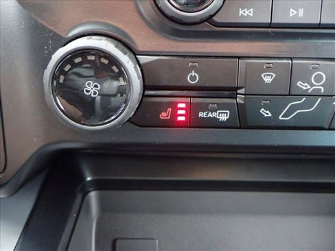 New 2026 Ford F250 XLT w/ XLT Premium Package AWD/4WD image 18