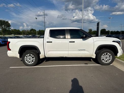 Used 2024 Toyota Tundra SR5 AWD/4WD image 5
