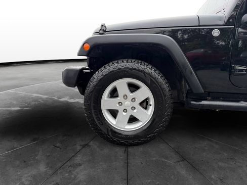 Used 2012 Jeep Wrangler Sport AWD/4WD image 14