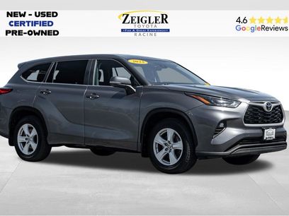 Used 2023 Toyota Highlander LE