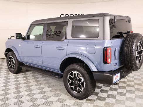 Used 2024 Ford Bronco Outer Banks AWD/4WD image 23
