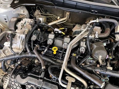Used 2023 Nissan Altima 2.5 SV FWD image 33