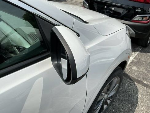 Used 2022 Buick Encore GX Select w/ Sport Touring Package FWD image 20