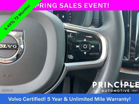 Certified 2023 Volvo XC60 B5 Ultimate w/ Protection Package Premier image 23