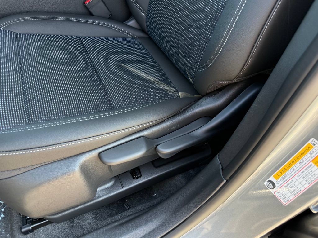 New 2026 Buick Envista Sport Touring w/ Advanced Safety Package FWD image 30