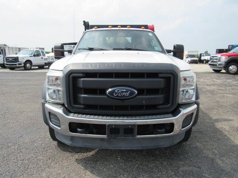 Used 2016 Ford F550 2WD Regular Cab Super Duty image 7