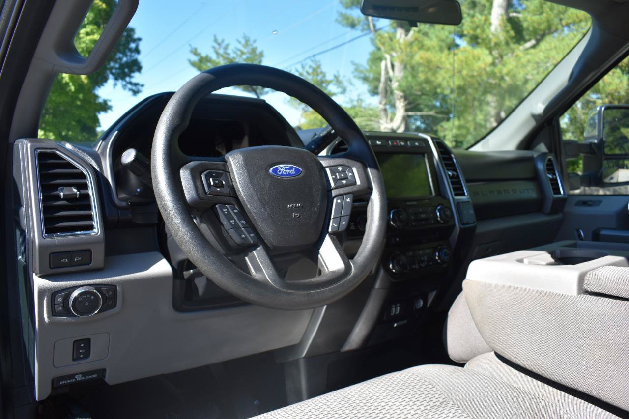 Used 2018 Ford F250 XLT w/ XLT Premium Package AWD/4WD image 14