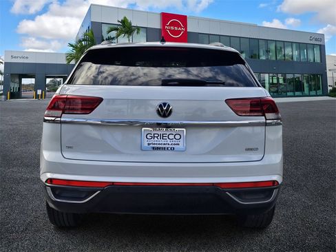 Used 2021 Volkswagen Atlas Cross Sport SE w/ Panoramic Sunroof Package image 6