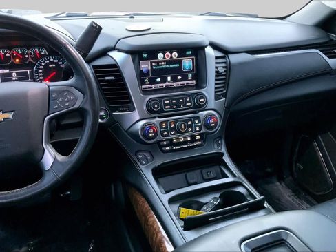 Used 2015 Chevrolet Tahoe LTZ RWD image 7