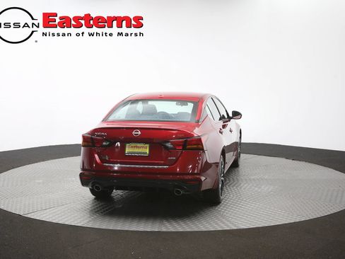 Used 2023 Nissan Altima 2.5 SR AWD/4WD image 37