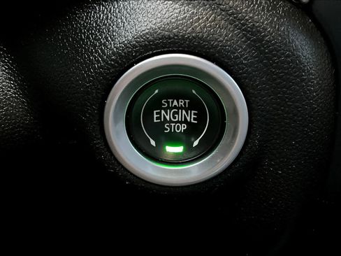 Used 2022 GMC Sierra 3500 Denali AWD/4WD image 33