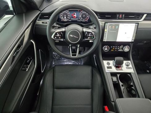 New 2026 Jaguar F-PACE R-Dynamic S image 12