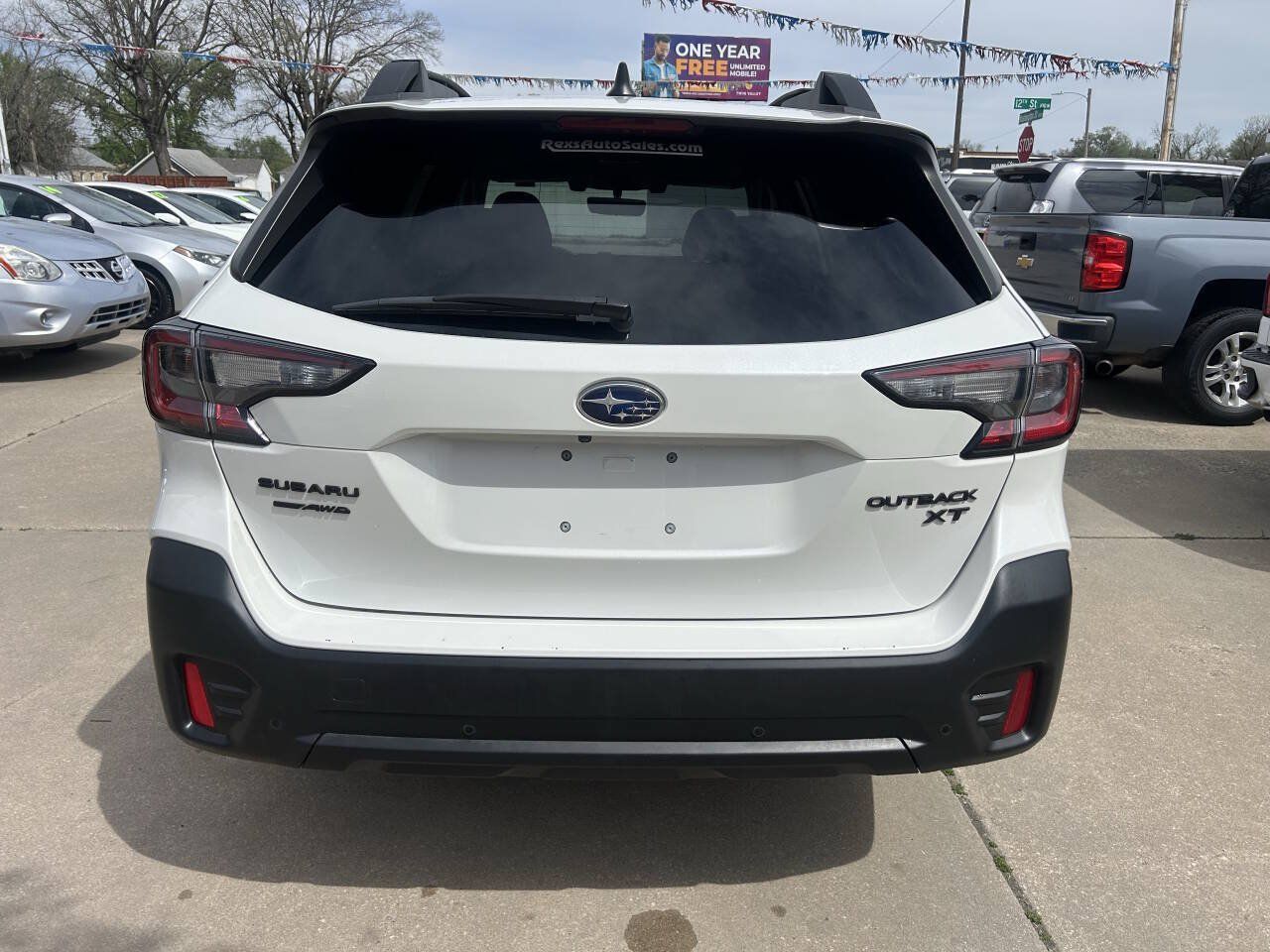 Used 2020 Subaru Outback Onyx Edition XT AWD/4WD image 7
